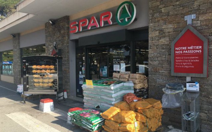 Spar Les Issambres Les Issambres Saint Aygulf Roquebrune Sur Argens Villasud