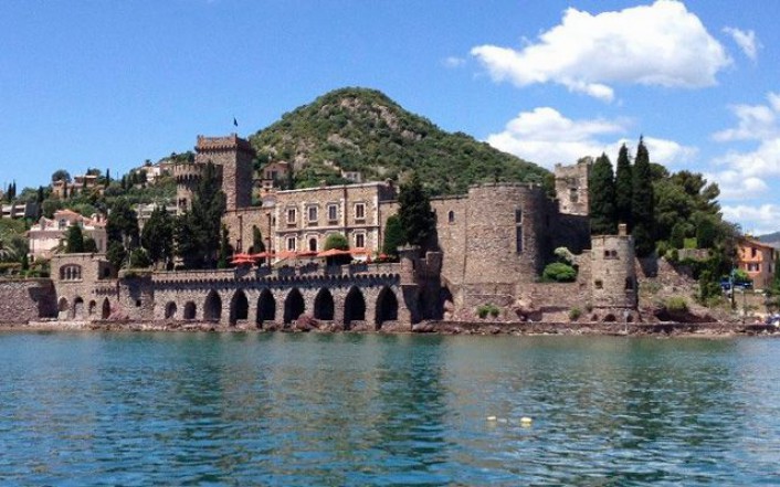 Le Chateau De La Napoule Cannes Mandelieu Theoule Sur Mer Juan Les Pins Antibes Les Adrets And Mougins Villasud