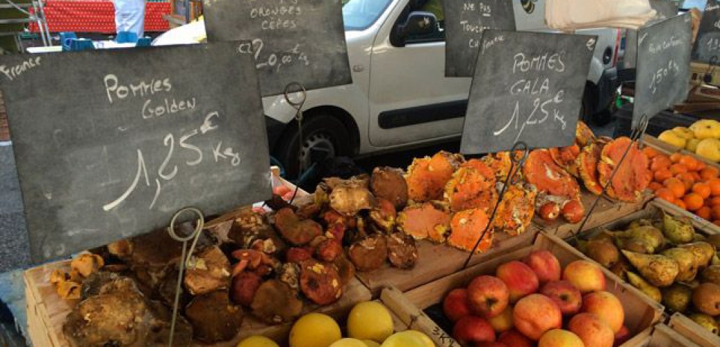 Provençal market Les Issambres