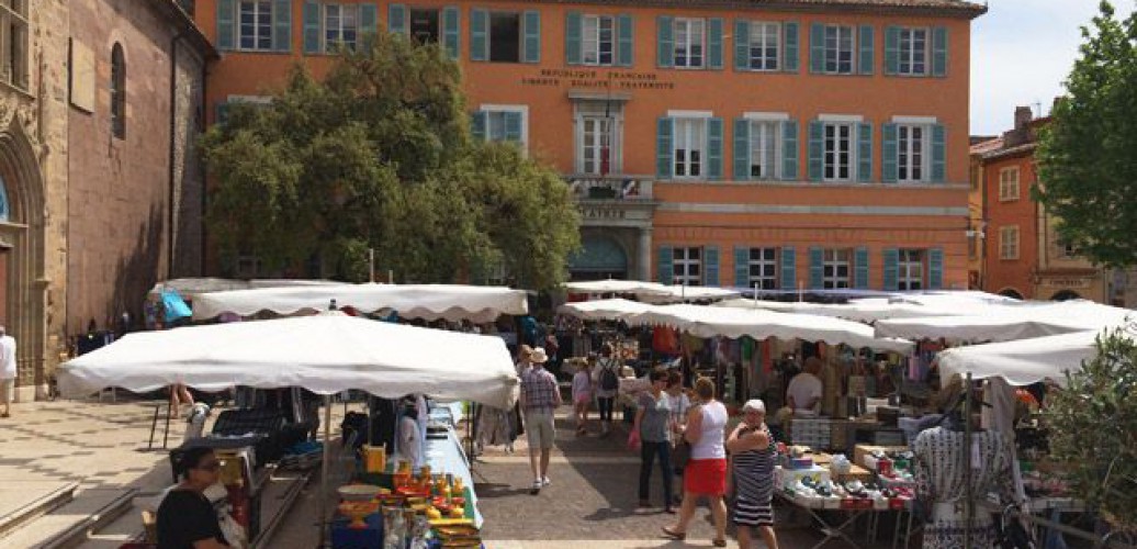 Provencal market Frejus Center