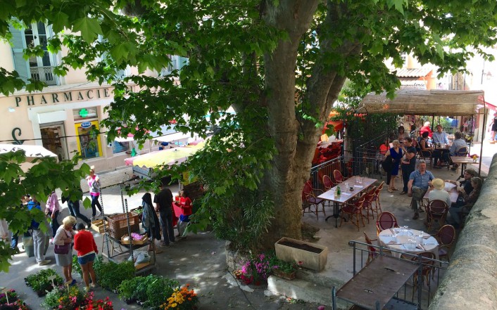 Provencal market Fayence