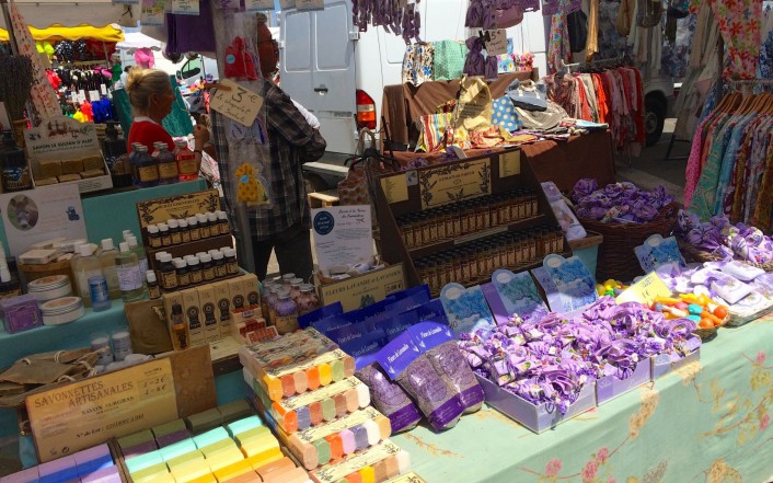 Provençal market Bonnieux