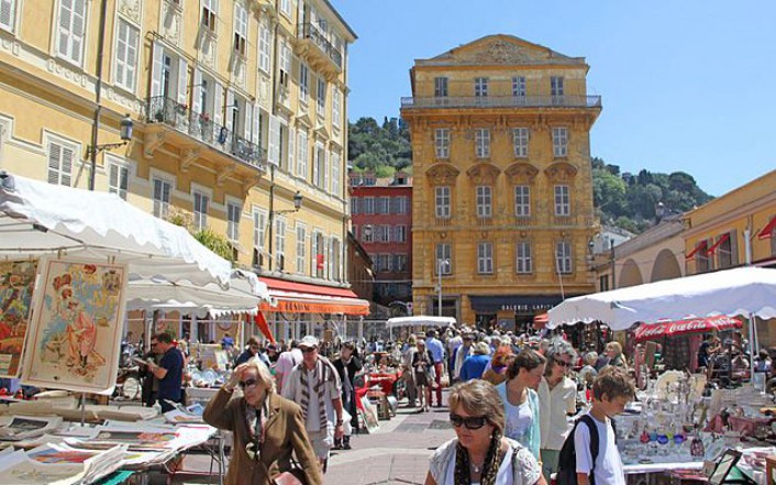 Brocante market